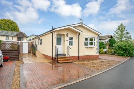 Lonsborough Gardens, Langham