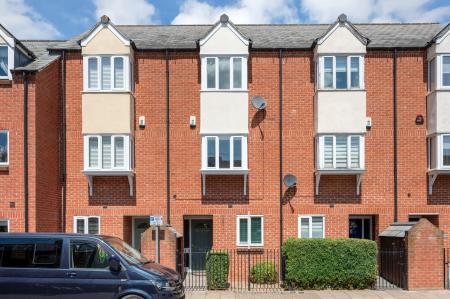 Jubilee Court, Oakham, LE15