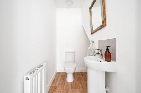 4 bedroom Town house to let in Stud Road, Barleythorpe, Oakham, LE15