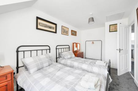 4 bedroom Town house to let in Stud Road, Barleythorpe, Oakham, LE15