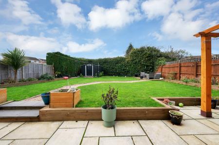 5 bedroom Detached house for sale in Balmoral Road, Oakham