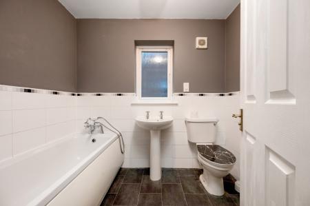 4 bedroom Detached house for sale in Hectors Way, Oakham