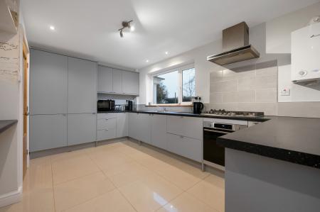 4 bedroom Detached house for sale in Mill Grove, Oakham