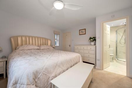 4 bedroom Detached house for sale in Livingstone Close, Oakham