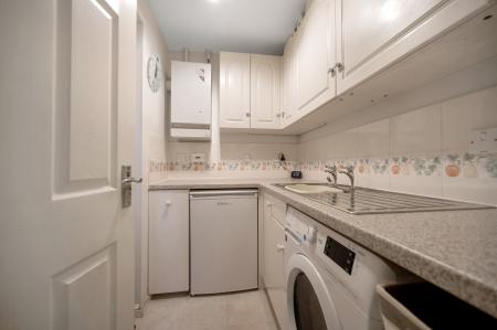 4 bedroom Detached house for sale in Livingstone Close, Oakham