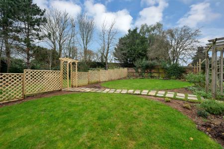 4 bedroom Detached house for sale in Livingstone Close, Oakham