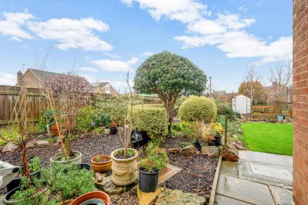 2 bedroom Semi-detached house for sale in Welland Way, Oakham