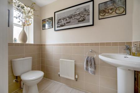 4 bedroom Detached house for sale in Aintree Avenue, Barleythorpe