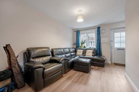 2 bedroom Semi-detached house for sale in Mistley Close, Barleythorpe