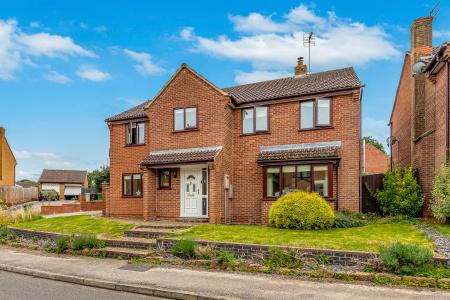Caudebec Close, Uppingham