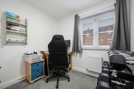 3 bedroom Semi-detached house for sale in Tollesbury Avenue, Barleythorpe