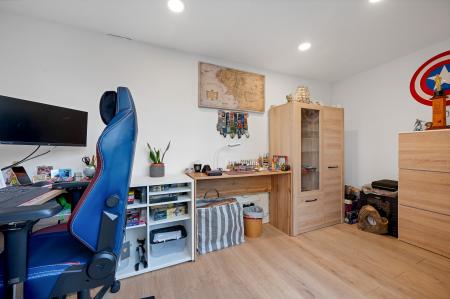 3 bedroom Semi-detached house for sale in Tollesbury Avenue, Barleythorpe