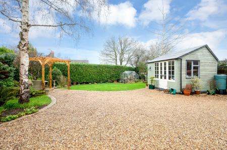 4 bedroom Detached house for sale in Burley Road, Oakham