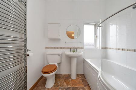 4 bedroom Detached house for sale in Burley Road, Oakham