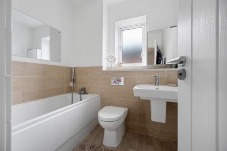 4 bedroom Detached house for sale in Begy Gardens, Greetham