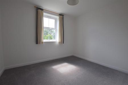 2 bedroom Flat to let in Linnet Court, Uppingham, Uppingham, LE15