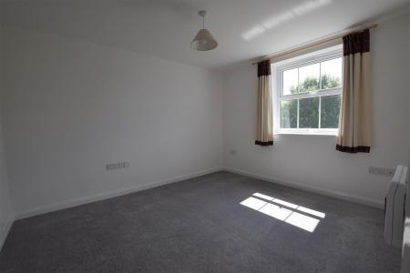 2 bedroom Flat to let in Linnet Court, Uppingham, Uppingham, LE15