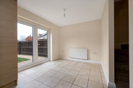 3 bedroom End of terrace house for sale in Farrer Way, Barleythorpe