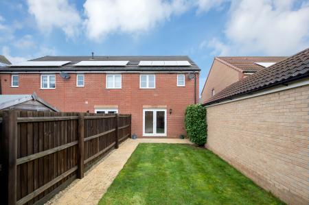 3 bedroom End of terrace house for sale in Farrer Way, Barleythorpe