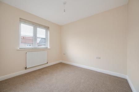 3 bedroom End of terrace house for sale in Farrer Way, Barleythorpe