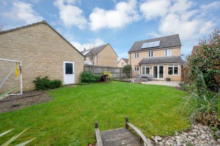 4 bedroom Detached house for sale in Blacksmiths Avenue, Barleythorpe