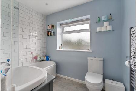 3 bedroom Detached house for sale in Braunston Road, Oakham