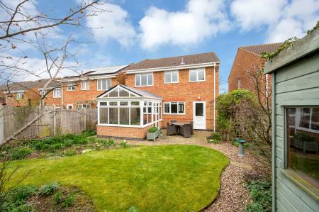 3 bedroom Detached house for sale in Normanton Drive, Oakham