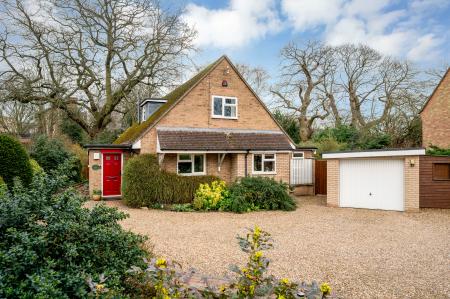 4 bedroom Detached house for sale in Burley Road, Oakham