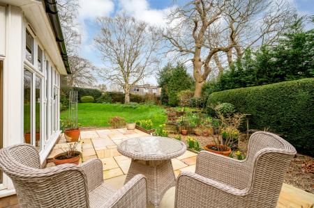 4 bedroom Detached house for sale in Burley Road, Oakham