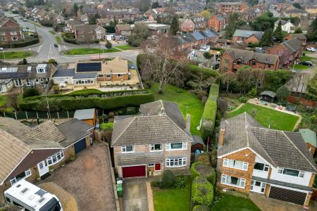 5 bedroom Detached house for sale in Holyrood Close, Oakham