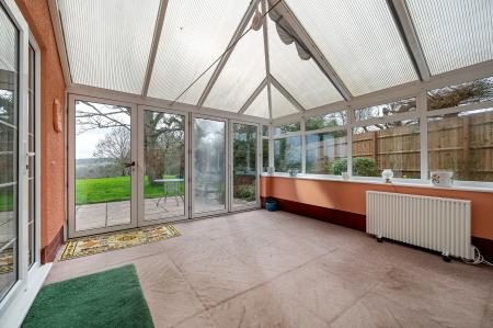 2 bedroom Retirement property for sale in Littleworth Lane, Belton-in-Rutland