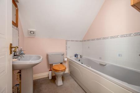 2 bedroom Retirement property for sale in Littleworth Lane, Belton-in-Rutland