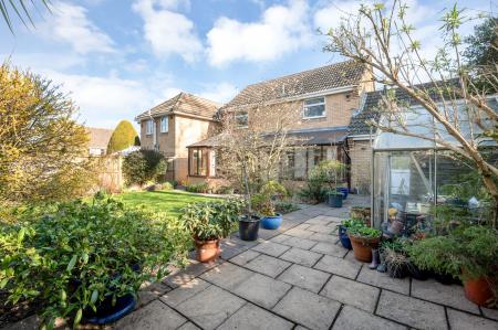 3 bedroom Detached house for sale in The Pastures, Cottesmore