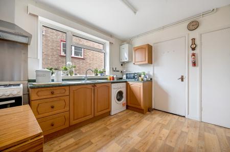 2 bedroom Detached house for sale in Cold Overton Road, Oakham