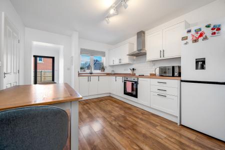 3 bedroom Semi-detached house for sale in Spinney Hill, Oakham