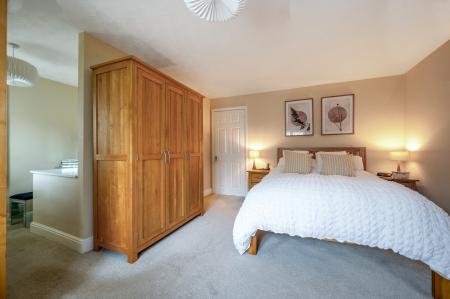 4 bedroom Detached house for sale in Robin Close, Oakham