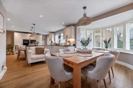 4 bedroom Detached house for sale in Robin Close, Oakham