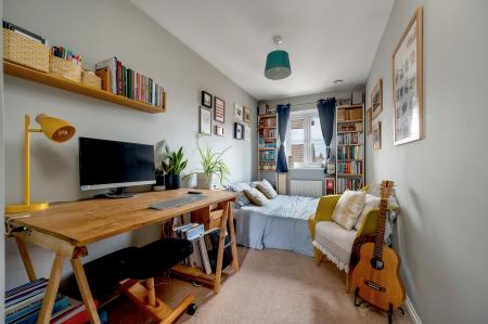 2 bedroom Flat for sale in John Clare Close, Oakham, LE15