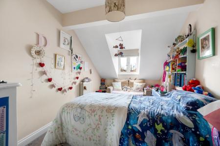 4 bedroom Detached house for sale in Limefield, Oakham