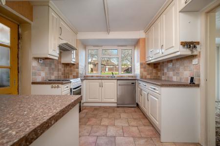 3 bedroom Detached house for sale in Braunston Road, Oakham