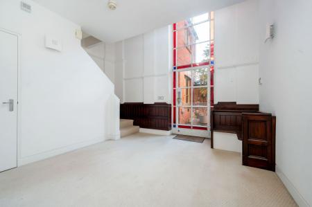 2 bedroom Character Property to let in Chapel Walk, Adderley Street, Uppingham