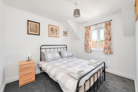 4 bedroom Terraced House to let in Stud Road, Barleythorpe