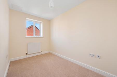 3 bedroom Terraced House to let in Jubilee Court, Northgate, Oakham