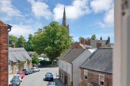 3 bedroom Terraced House to let in Jubilee Court, Northgate, Oakham