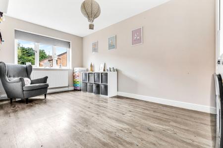 5 bedroom Detached house to let in Caudebec Close, Uppingham