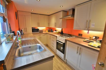 2 bedroom Terraced House to let in Northgate, Oakham, LE15