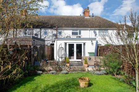 3 bedroom Terraced House for sale in Hill Road, Oakham, LE15