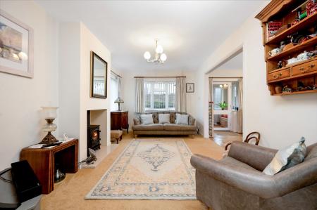 4 bedroom Detached house for sale in Burley Road, Oakham, LE15