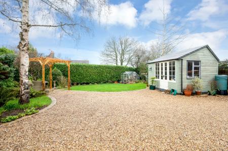 4 bedroom Detached house for sale in Burley Road, Oakham, LE15