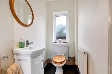 4 bedroom Detached house for sale in Burley Road, Oakham, LE15